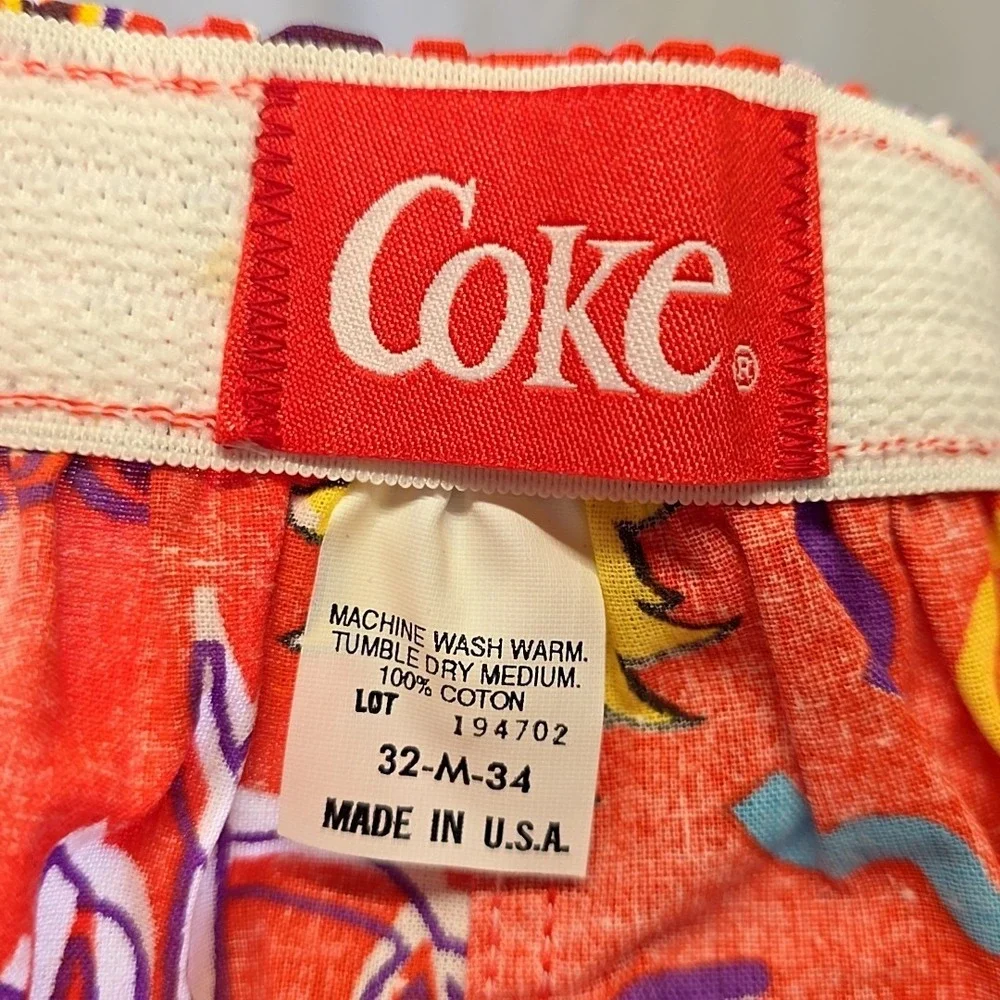 Vintage 1995 NWT Coca Cola Boxer‎ Shorts Red Hot Summer Novelty USA Mens 32 34